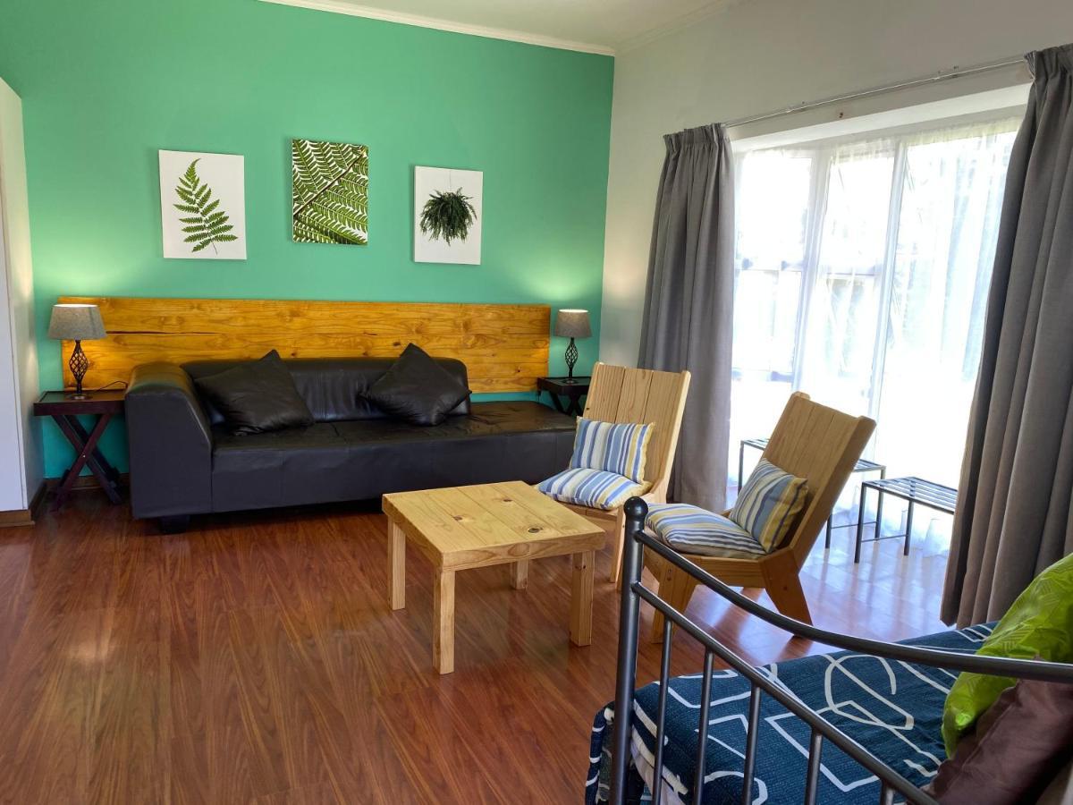 Little Acres Drakensberg Accommodation Champagne Valley 外观 照片